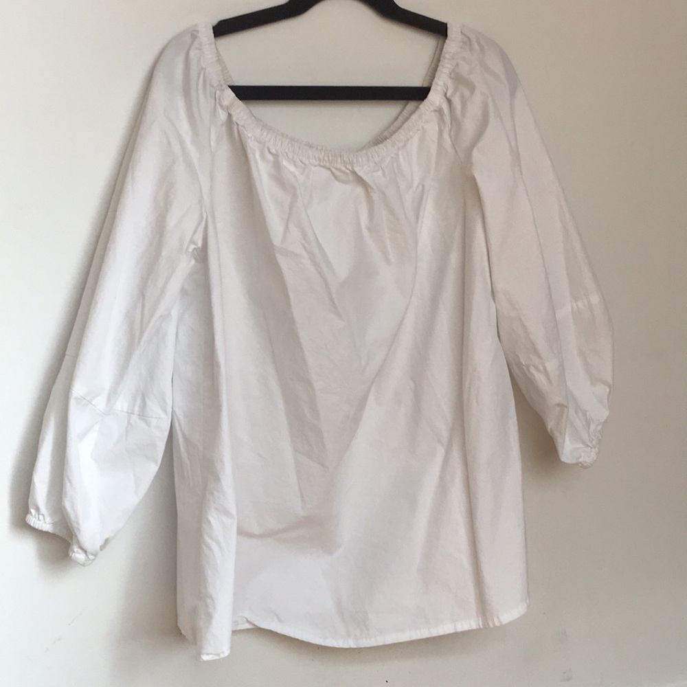 DO BE off the shoulder blouse